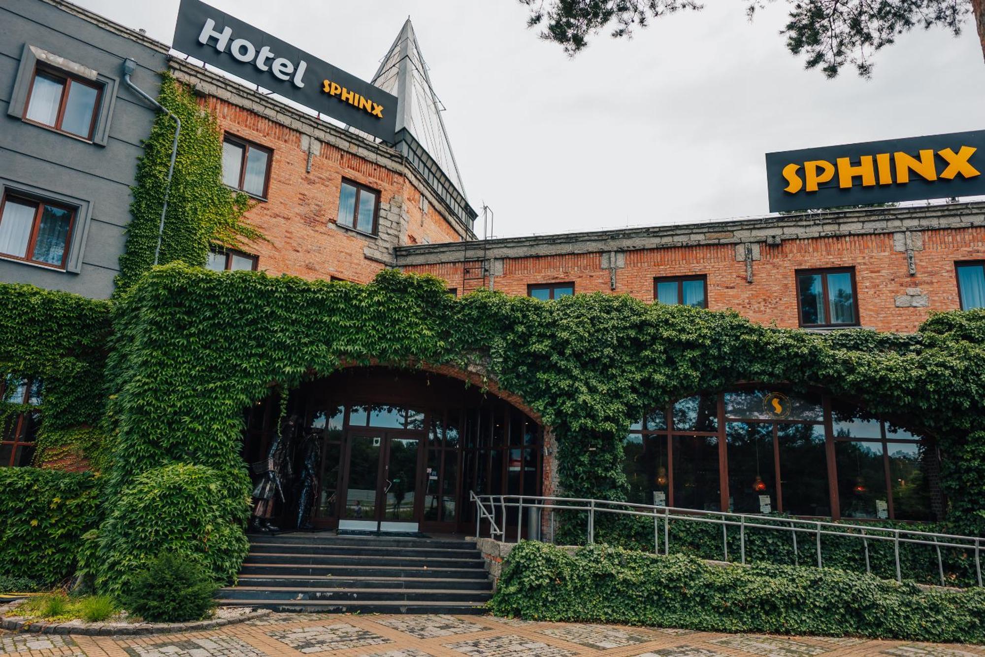 Hotel Sphinx Zabia Wola Экстерьер фото